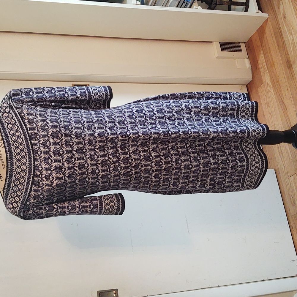 Very cute Max Studio Dress